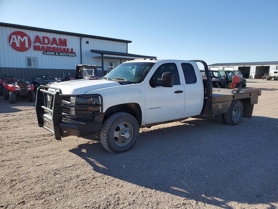 Image of Chevrolet 3500 Primary image