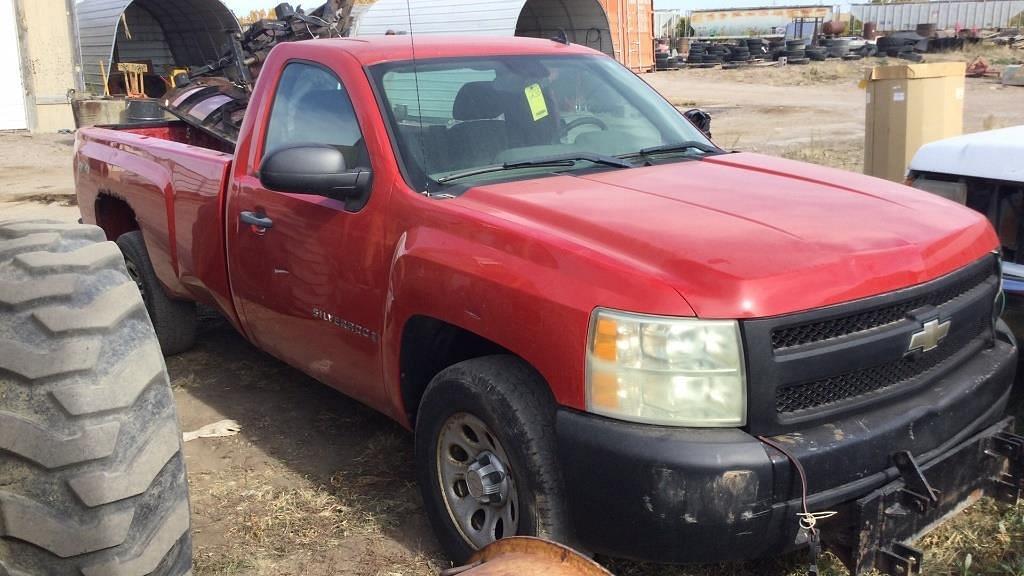 Image of Chevrolet Silverado Image 0