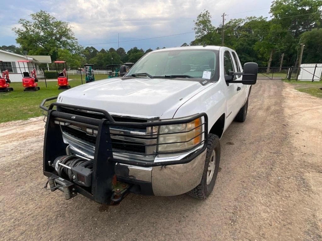 Image of Chevrolet Silverado Primary image
