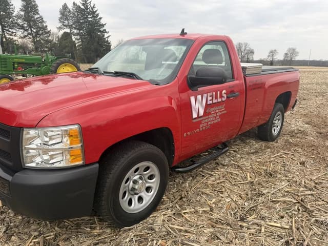 Image of Chevrolet 1500 equipment image 1