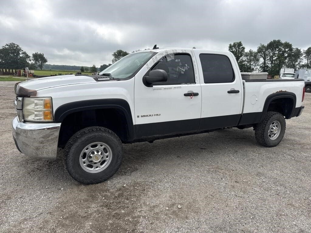 Image of Chevrolet 2500 Primary image