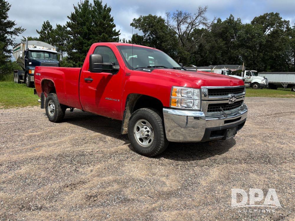Image of Chevrolet 2500 Primary image