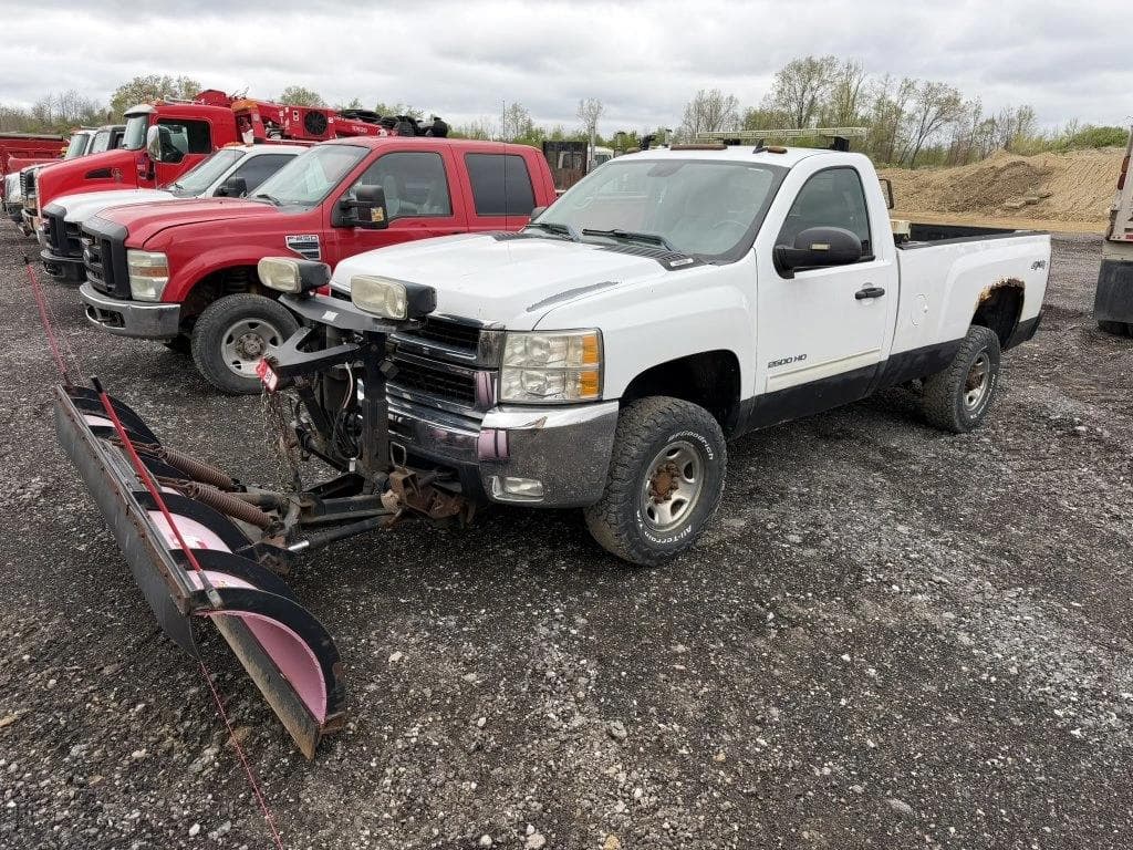 Image of Chevrolet 2500HD Primary image