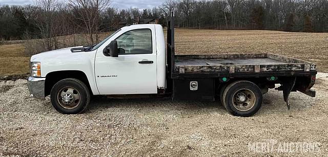 Image of Chevrolet 3500HD equipment image 1