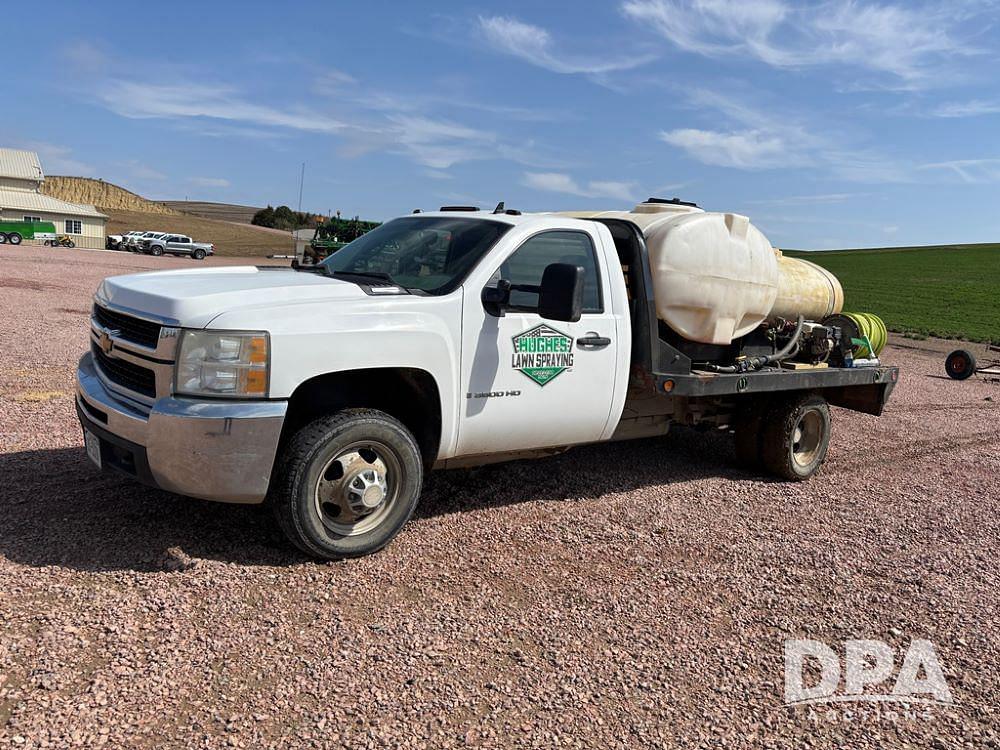 Image of Chevrolet 3500HD Primary image