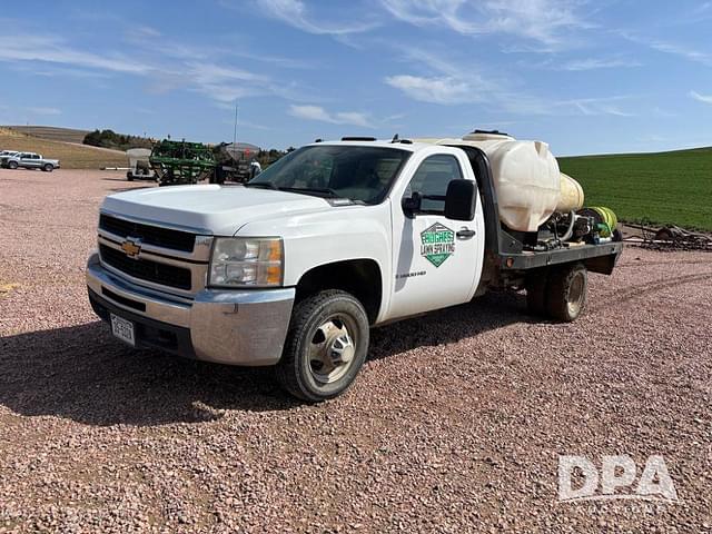 Image of Chevrolet 3500HD equipment image 1
