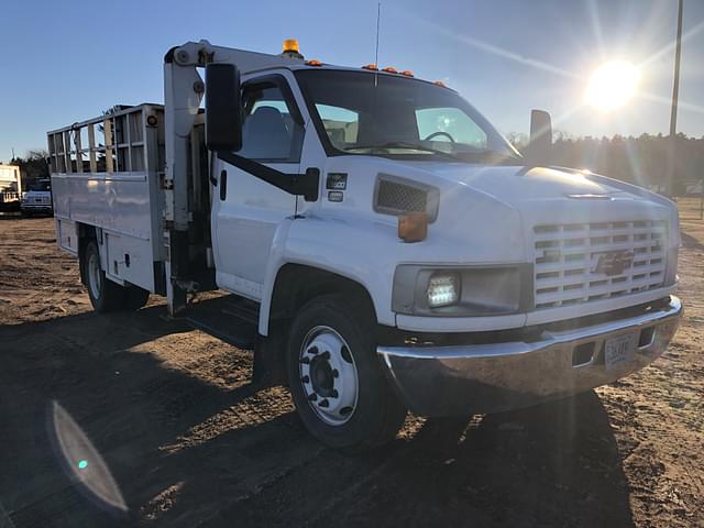 Image of Chevrolet C5500 equipment image 2