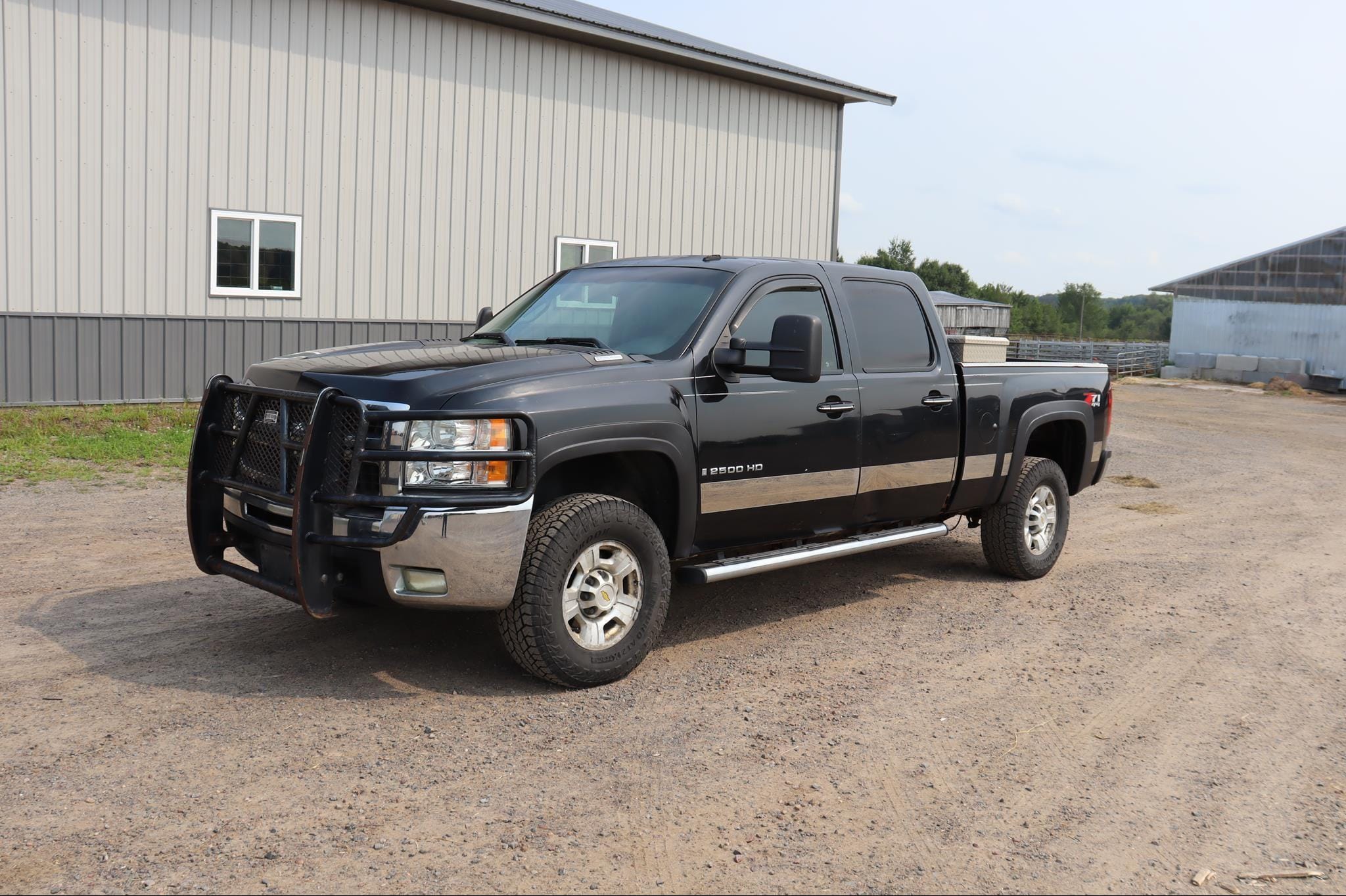 2008 Chevrolet 2500HD Equipment Image0