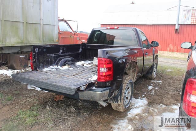 Image of Chevrolet 1500 equipment image 2