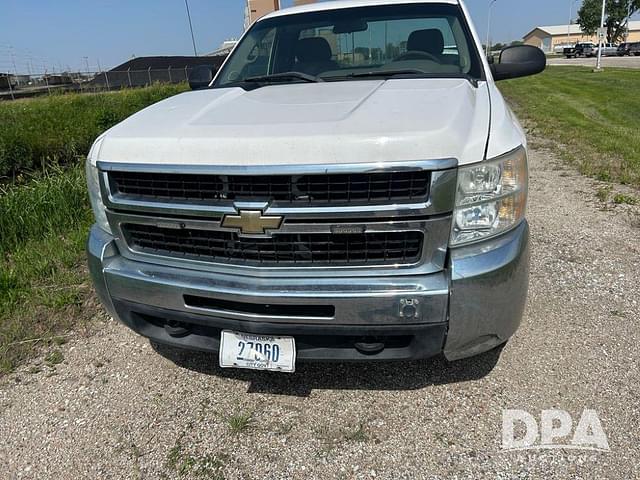 Image of Chevrolet 2500HD equipment image 1