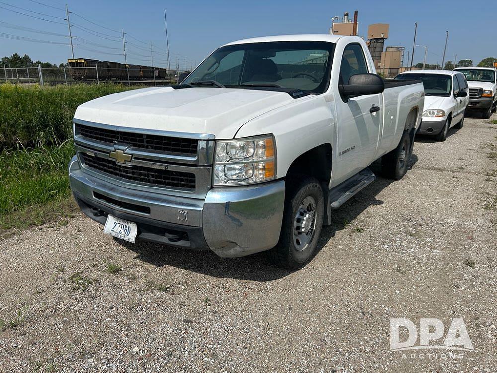 Image of Chevrolet 2500HD Primary image