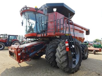 Main image Case IH 8010