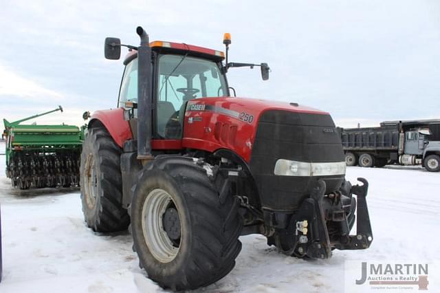 Image of Case IH Magnum 250 equipment image 1