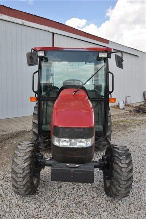 Image of Case IH Farmall 45 equipment image 4