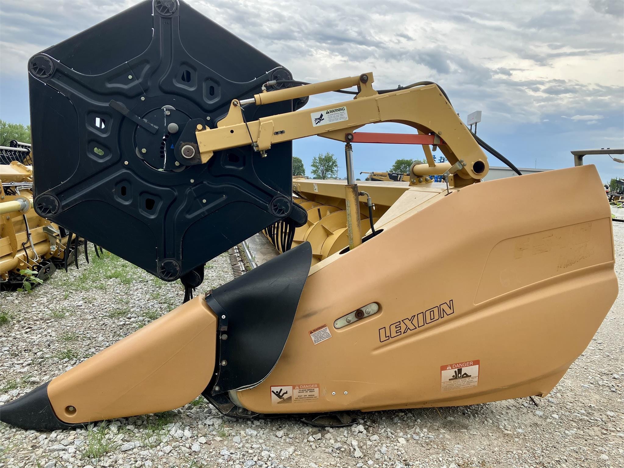 2008 CLAAS F540 Equipment Image0