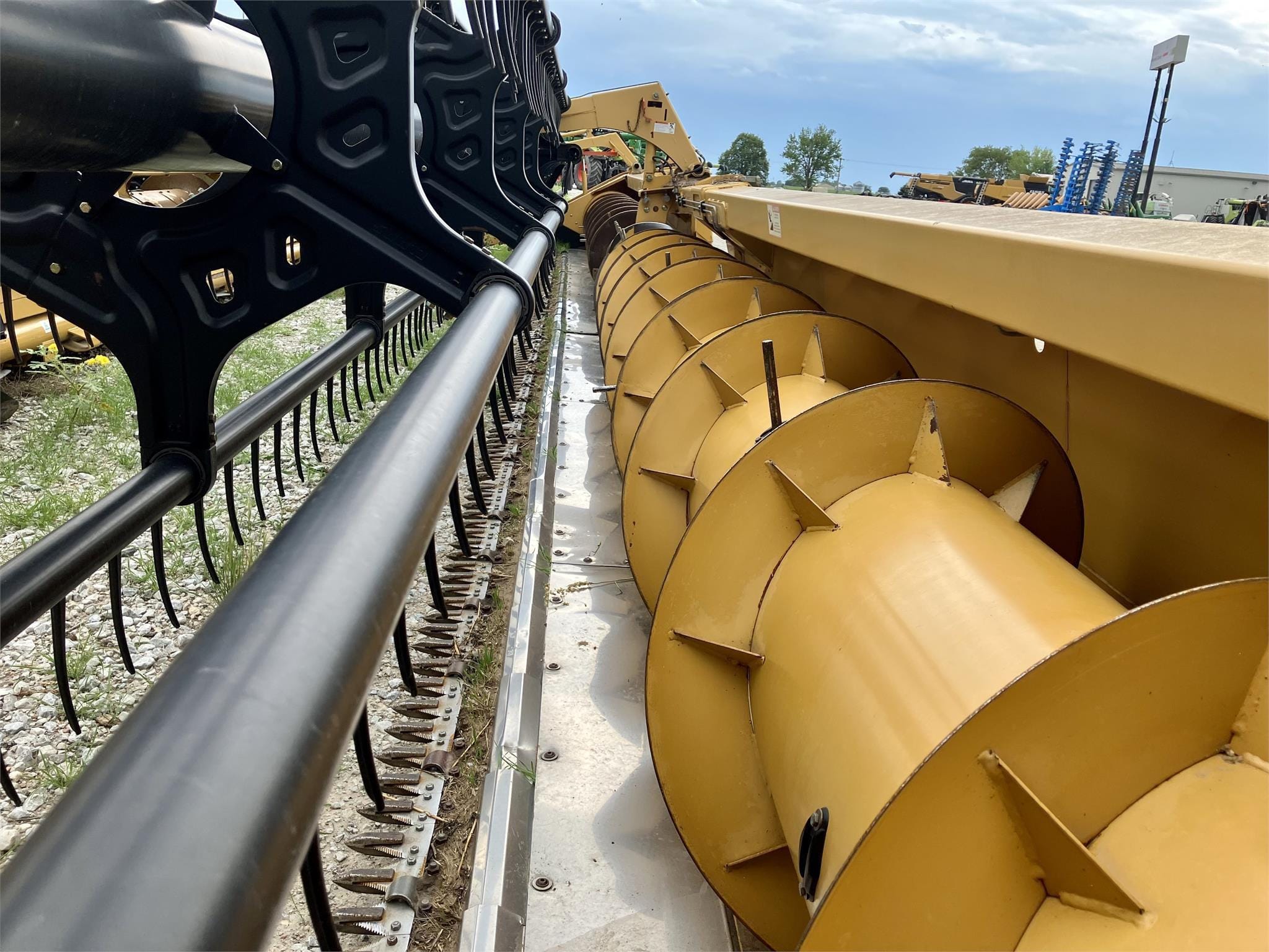 2008 CLAAS F540 Equipment Image0