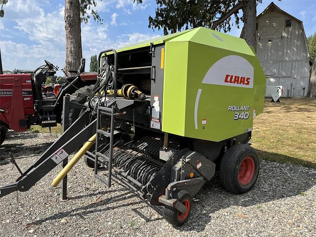 Image of CLAAS Rollant 340 equipment image 2