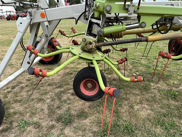 Image of CLAAS Volto 1320T equipment image 4