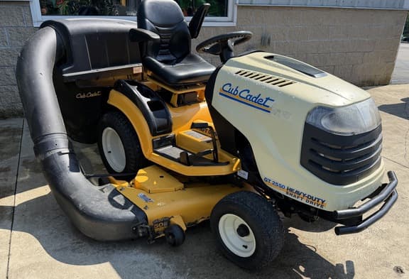 Image of Cub Cadet GT2550 Primary image