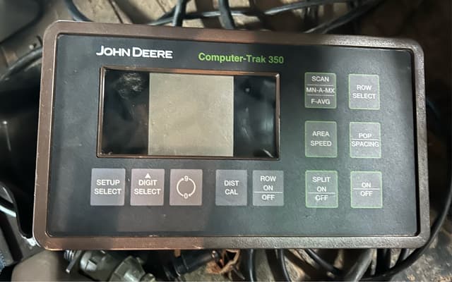 Image of John Deere 1770 equipment image 2