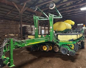 2008 John Deere 1770 Image