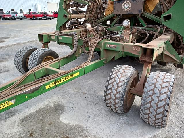 Image of John Deere 1990 equipment image 2