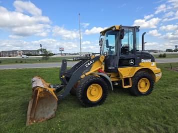 Main image John Deere 244J