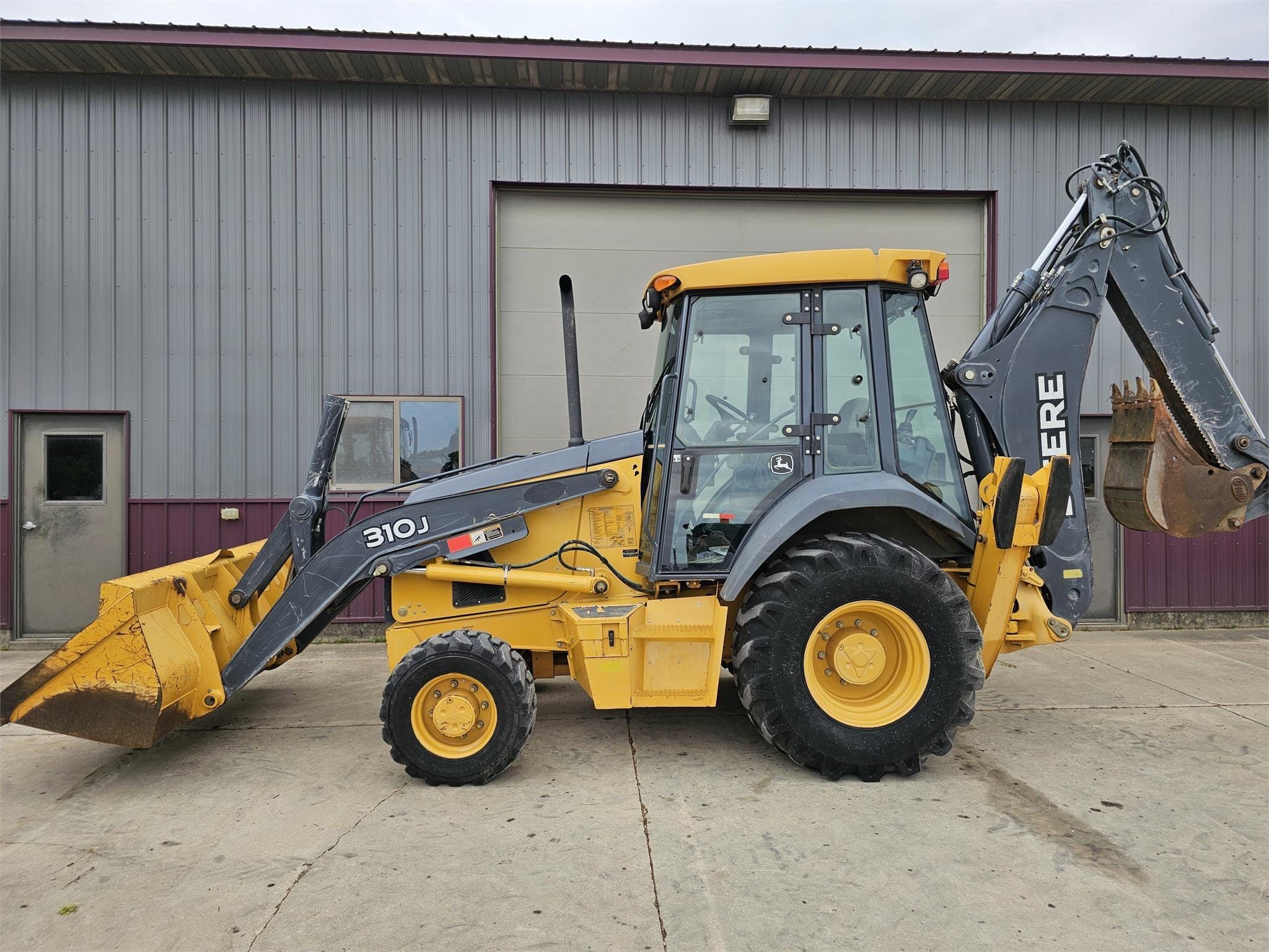 2008 John Deere 310J Equipment Image0