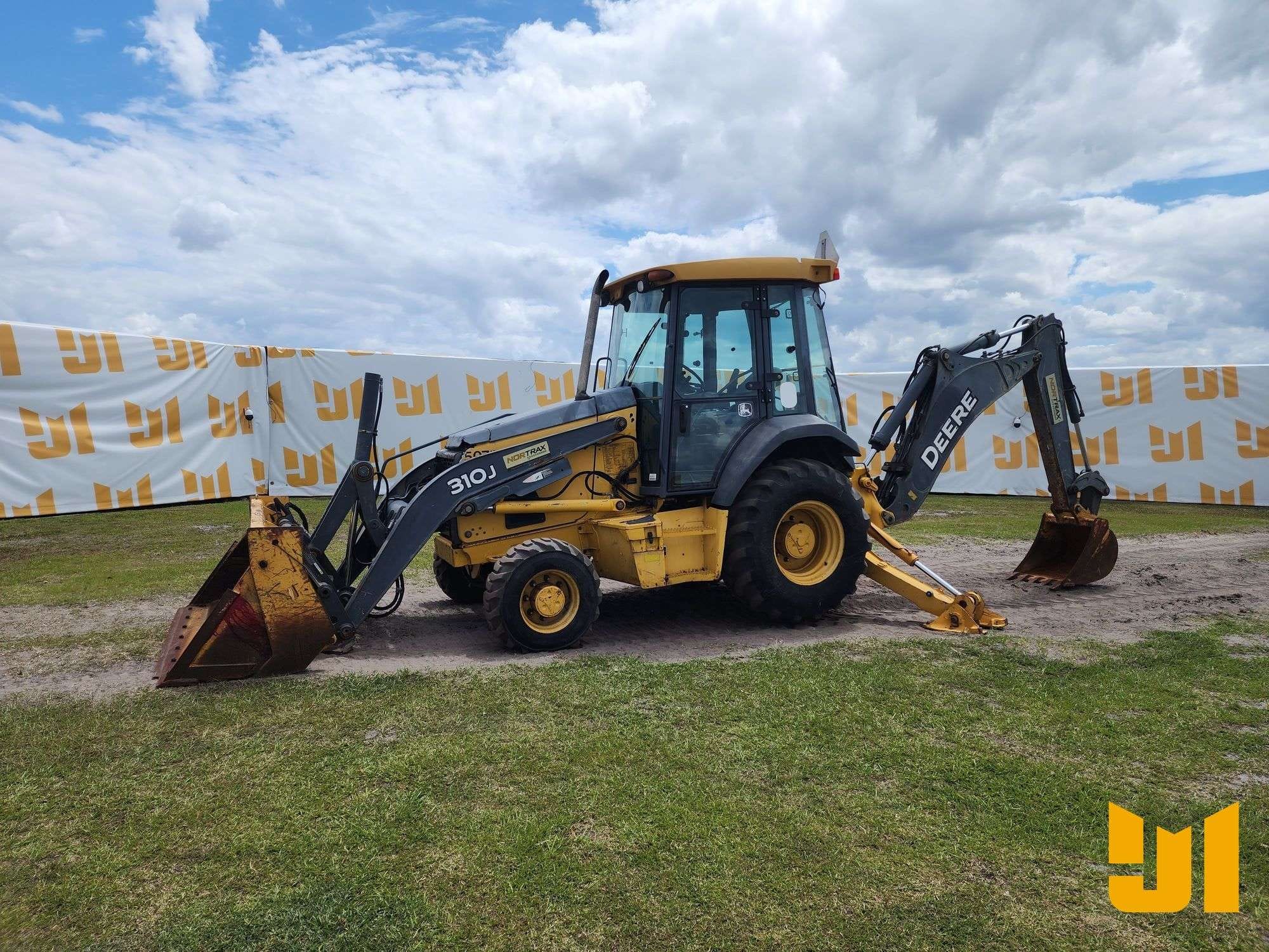2008 John Deere 310J Equipment Image0