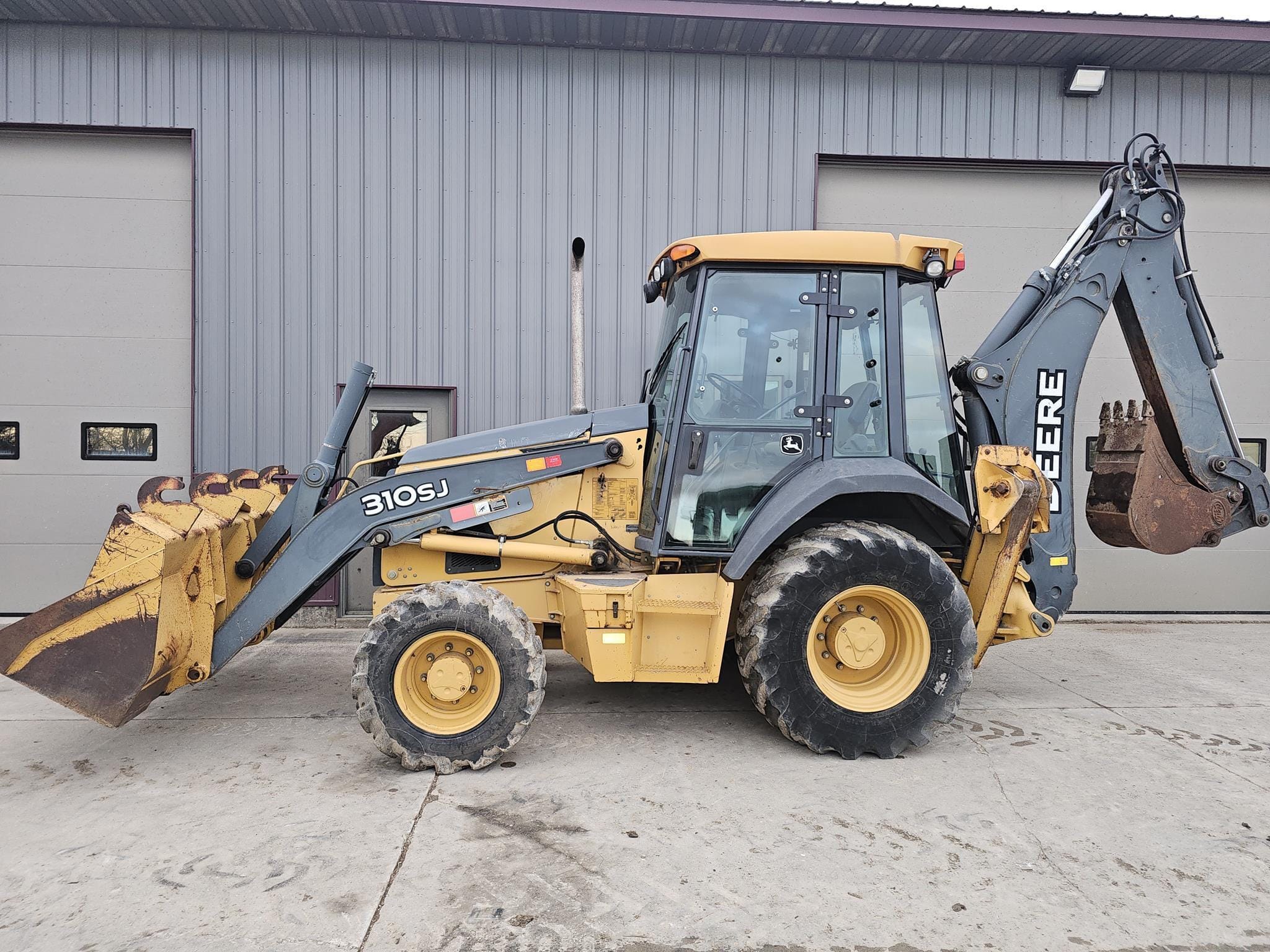 2008 John Deere 310SJ Equipment Image0