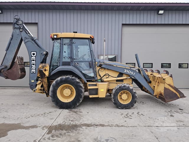 Image of John Deere 310SJ equipment image 1
