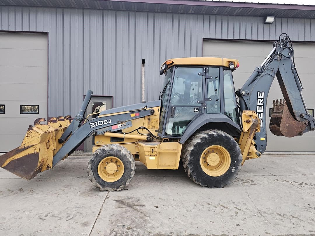 Image of John Deere 310SJ Primary image