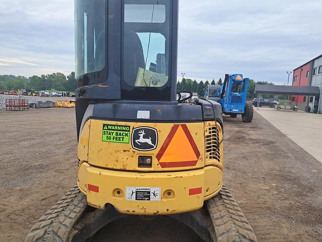 Image of John Deere 35D equipment image 2