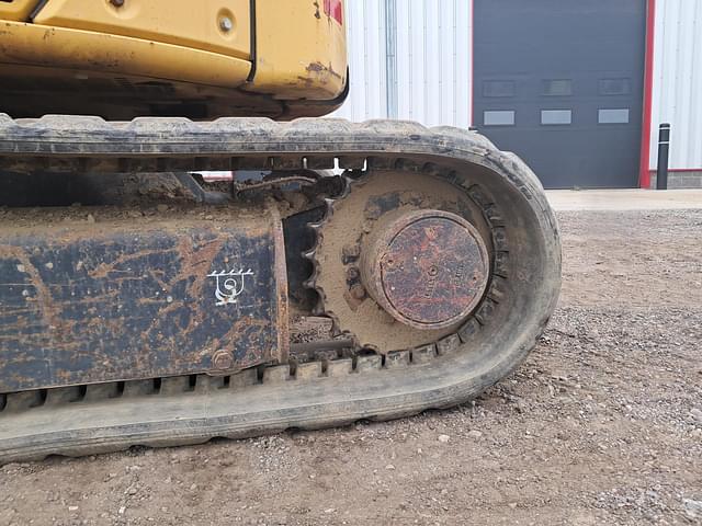 Image of John Deere 35D equipment image 3