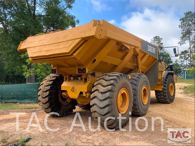 Image of John Deere 400D equipment image 4