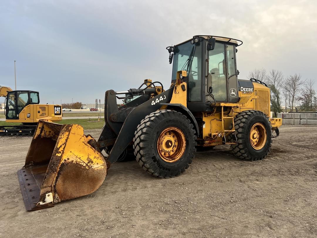 Image of John Deere 444J Primary image