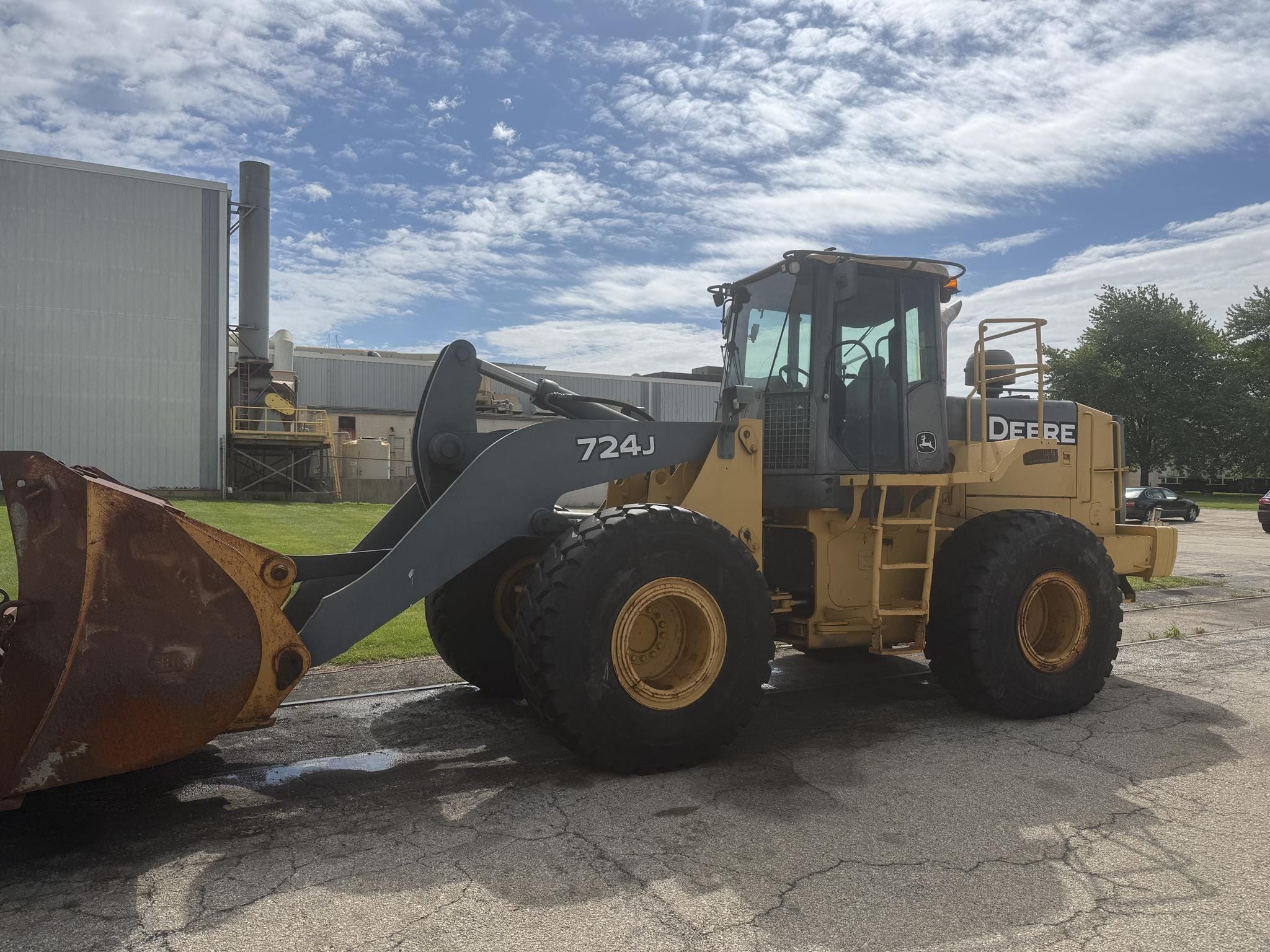 2008 John Deere 724J Equipment Image0