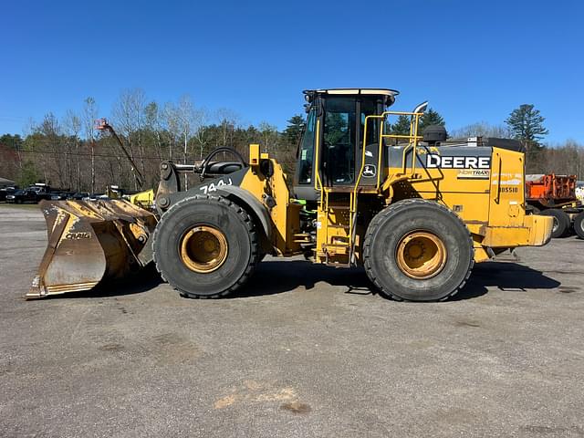 Image of John Deere 744J equipment image 1