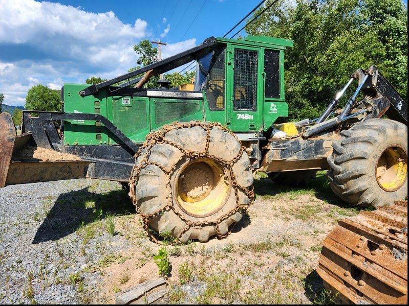 Image of John Deere 748H Primary image