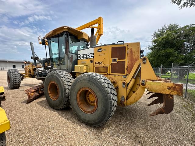 Image of John Deere 772D equipment image 3