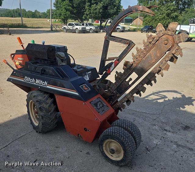 Image of Ditch Witch 1820 equipment image 2