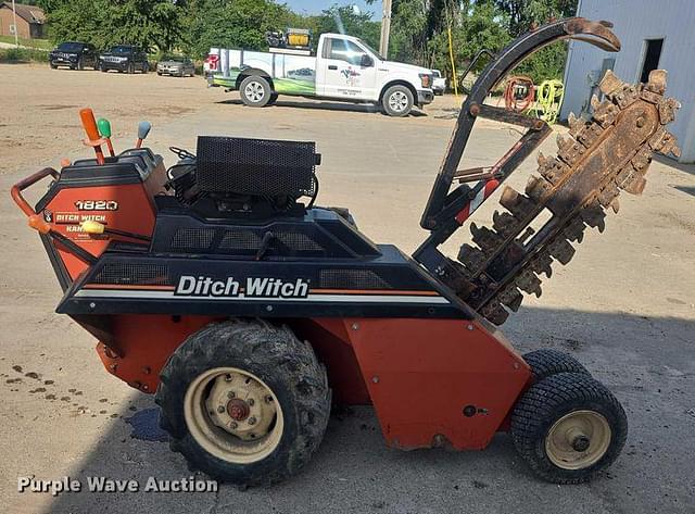 Image of Ditch Witch 1820 equipment image 3