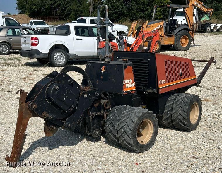 2008 Ditch Witch 410SX Equipment Image0