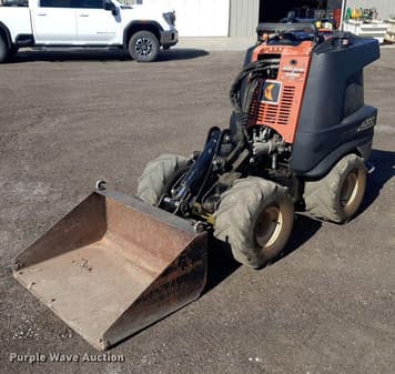 Main image Ditch Witch R300