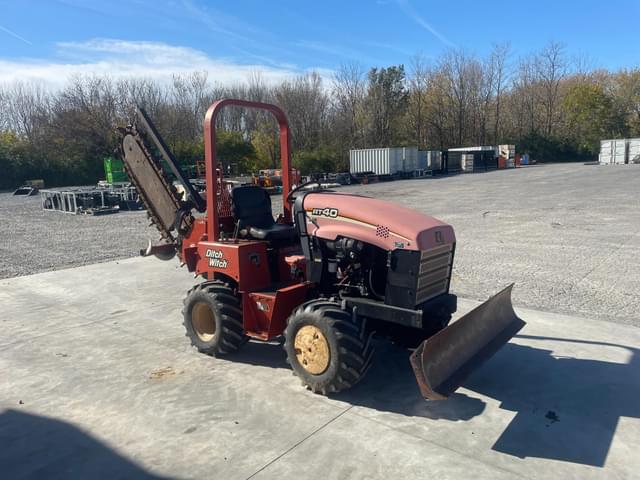 Image of Ditch Witch RT40 equipment image 3