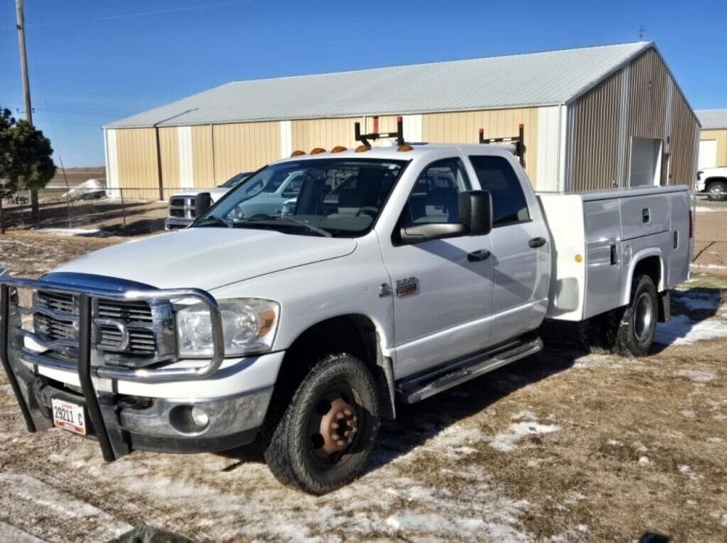 Image of Dodge Ram 3500 Primary image