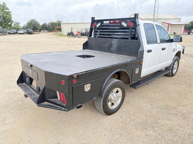 Image of Dodge Ram 3500 equipment image 4