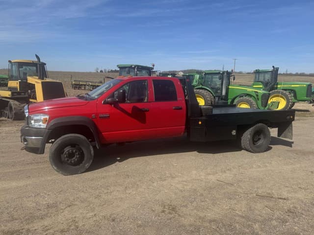Image of Dodge Ram 5500 equipment image 1