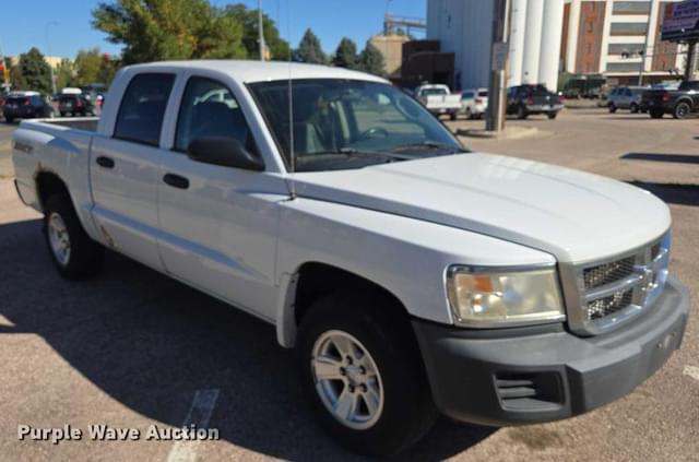 Image of Dodge Dakota equipment image 2