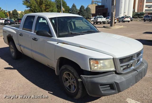Image of Dodge Dakota equipment image 2